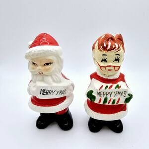 Vintage Christmas Santa & Mrs. Claus Salt & Pepper Shakers Ceramic Decor Holiday